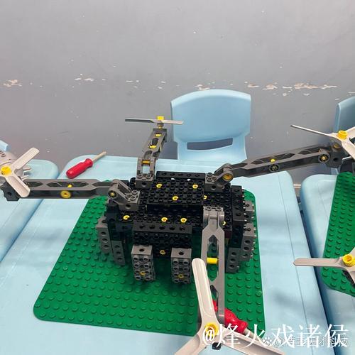 无人机挑战空中积木游戏 无人机挑战空中积木游戏